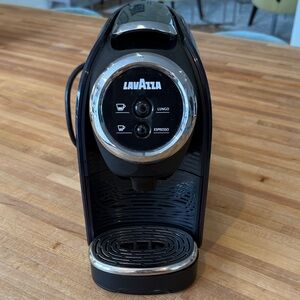 Lavazza Compact Black Espresso & Lungo Capsule Coffee Machine